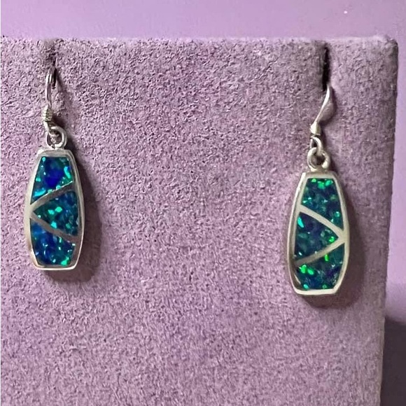 *SOLD LOCALLY* Vintage Sterling Silver Opal Inlay Dangle Earrings - Picture 2 of 4